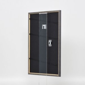 Efekt rama z litego drewna profil 25 orzech brąz 10x10 cm szkło przezroczyste