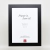 Efekt rama z litego drewna profil 30 czarny 10x10 cm szkło muzealne