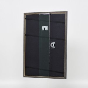Efekt rama z litego drewna profil 25 zielony 14,8x21 cm szkło muzealne