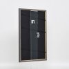 Efekt rama z litego drewna profil 25 orzech brąz 14,8x21 cm szkło muzealne