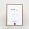 Efekt rama z litego drewna profil 25 orzech brąz 14,8x21 cm szkło muzealne