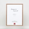 Efekt rama z litego drewna profil 25 orzech brąz 40x50 cm szkło akrylowe