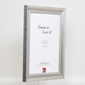 Efekt rama z litego drewna profil 28 srebrny 7x10 cm szkło akrylowe