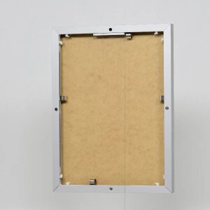 Efektowa aluminiowa ramka na zdjęcia Quadro 25x35 cm srebrne szkło akrylowe