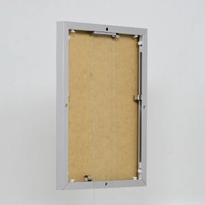 Efektowa aluminiowa ramka na zdjęcia Quadro 25x35 cm srebrne szkło akrylowe