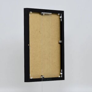 Efektowa aluminiowa ramka na zdjęcia Quadro 25x35 cm czarne szkło akrylowe