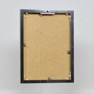 Efektowa aluminiowa ramka na zdjęcia Quadro 25x35 cm srebrna, szkło akrylowe o wysokim połysku