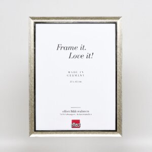 Ramka na zdjęcia z drewna „Profil 40” srebrna 35x50 cm z szkłem muzealnym