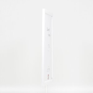 Rama na zdjęcia z drewna „Profil 43” – biały połysk, 18x32 cm, szkło muzealne