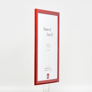 Ramka na zdjęcia z drewna Effect „Profil 43”, czerwona, matowa, 50x75 cm, szkło muzealne