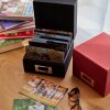 Pudełko na zdjęcia HNFD Sawala 10x15 cm lniane czarne na 700 zdjęć z uchwytem na etykiety