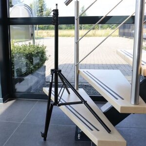 Statyw do lampy Falcon Eyes z regulowaną nogą L-2440A-B 240 cm